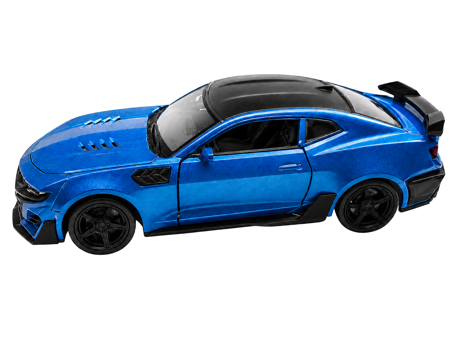 Automóvil azul aislado después de un tratamiento Vanta Red